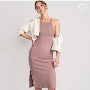 NWT fitted Sleeveless midi Dress for Women